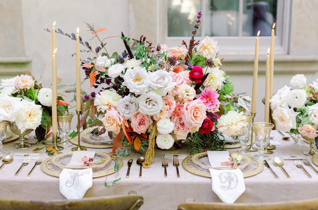 Setting The Mood at Atlanta's Swan House Garden:  How to Choose Modern Flowers That Complement Your Venue and Aesthetic