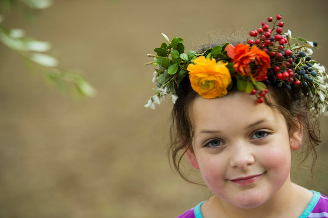 How To: Make A Flower Crown In Three Easy Steps