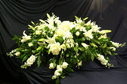 How To Send Sympathy Arrangements To A Funeral According To Atlanta Designer