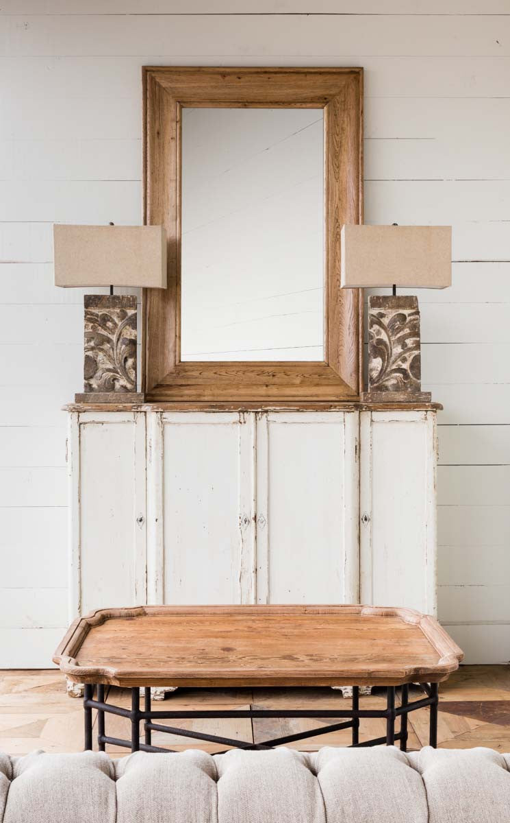 Rustic-painted-white-grand-entrance-cabinet-on-white-wall-with-mirror-and-lamps