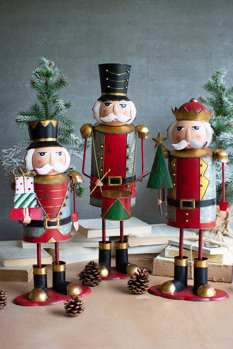 red-green-black-yellow-painted-holiday-christmas-nutcracker-decor