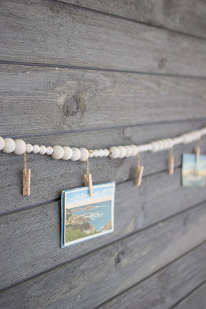 Wooden Garland With Clothes Pin Off-White Photo/Card Holder
